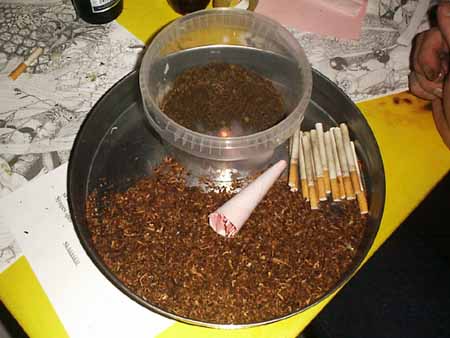 smoke1.jpg (30769 bytes)