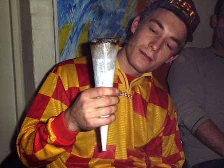 smoke5.jpg (23477 bytes)