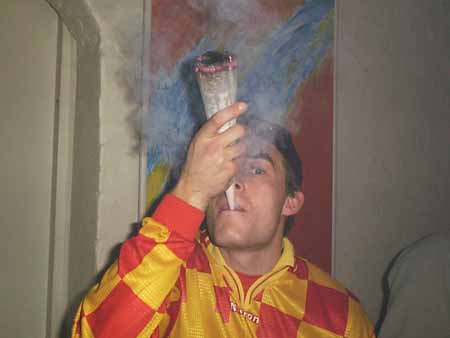 smoke6.jpg (17142 bytes)